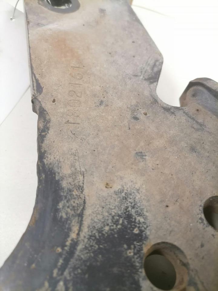 Scania Front bumper carrier 1802161 - Bară de protecție pentru Camion: Foto 3 Scania Front bumper carrier 1802161 - Bară de protecție pentru Camion: Foto 3