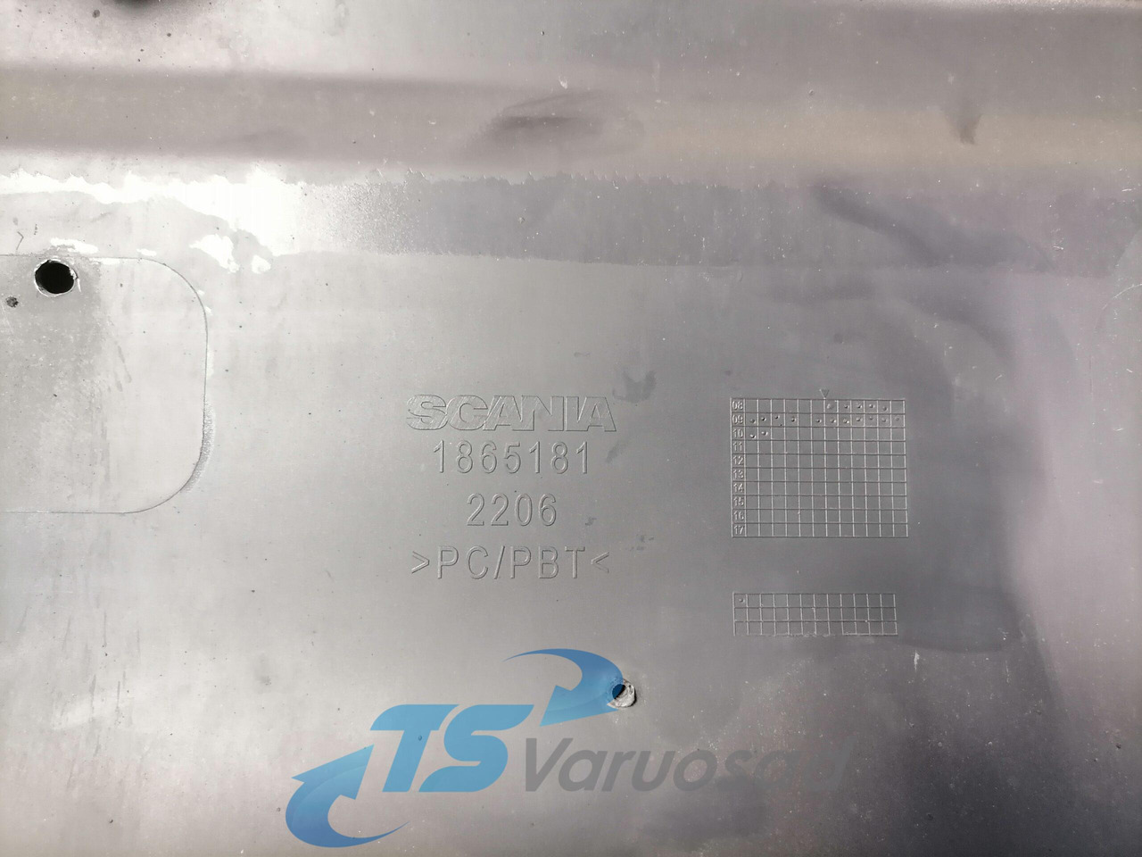 Scania Front bumper cover plastic 1865181 - Aerodinamică/ Spoiler pentru Camion: Foto 3 Scania Front bumper cover plastic 1865181 - Aerodinamică/ Spoiler pentru Camion: Foto 3