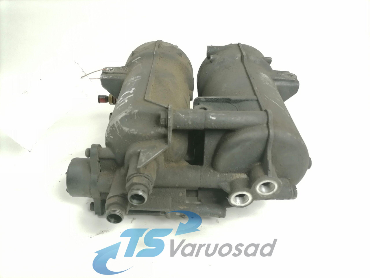 Scania Fuel filter unit 1863220 - Filtru de combustibil pentru Camion: Foto 5 Scania Fuel filter unit 1863220 - Filtru de combustibil pentru Camion: Foto 5