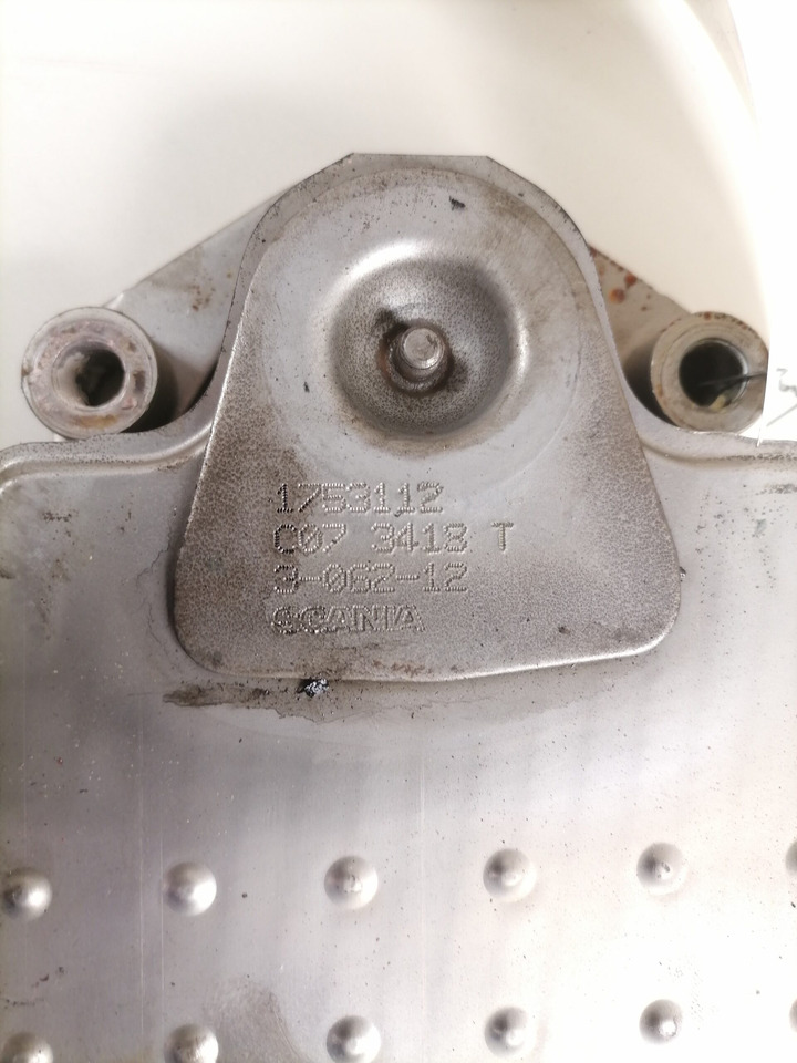 Scania Gerabox oil cooler 1753112 - Cutie de viteze și piese pentru Camion: Foto 3 Scania Gerabox oil cooler 1753112 - Cutie de viteze și piese pentru Camion: Foto 3