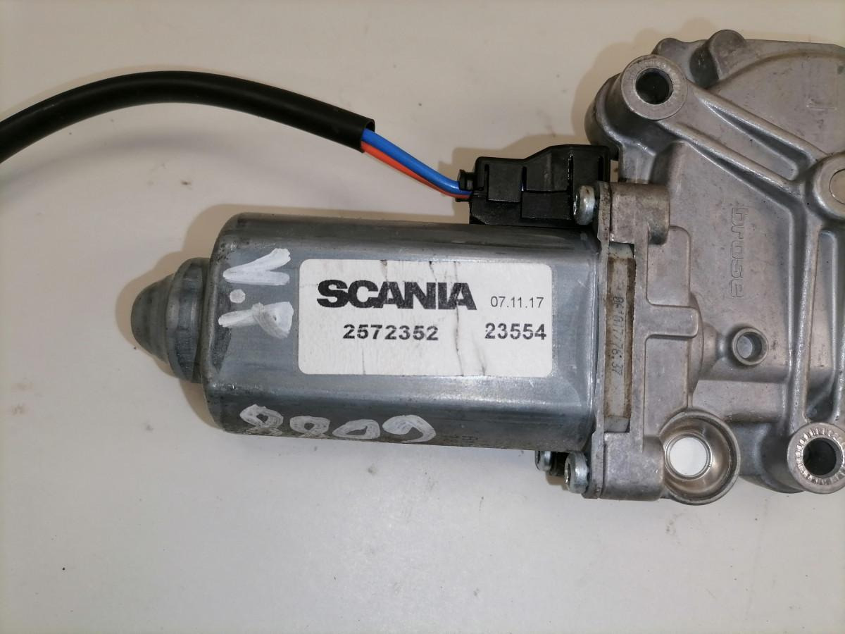 Scania Glass lift 2572352 - Fereastră și piese pentru Camion: Foto 4 Scania Glass lift 2572352 - Fereastră și piese pentru Camion: Foto 4