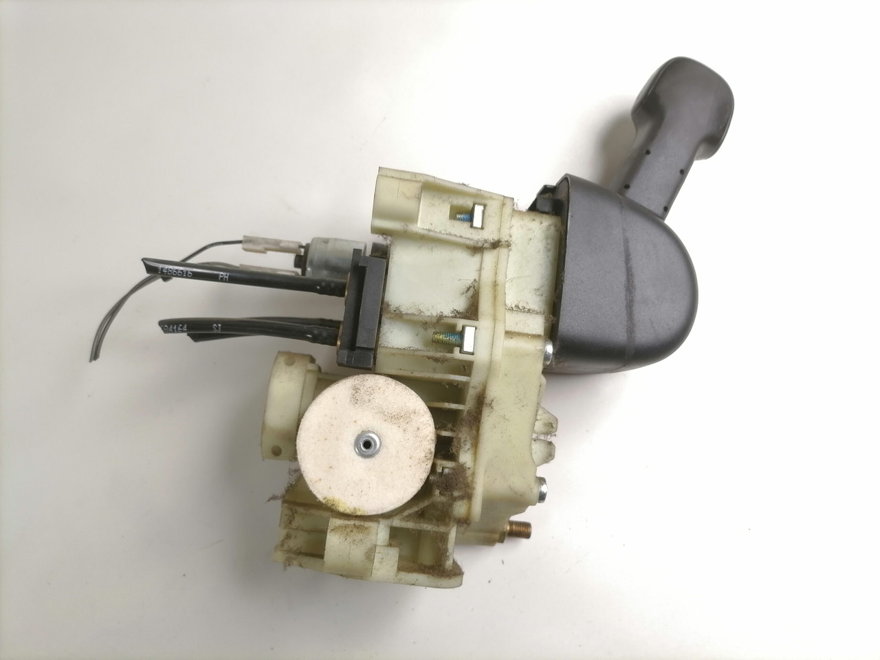 Scania Handbrake control lever 1774972 - Piesa universala pentru Camion: Foto 2 Scania Handbrake control lever 1774972 - Piesa universala pentru Camion: Foto 2