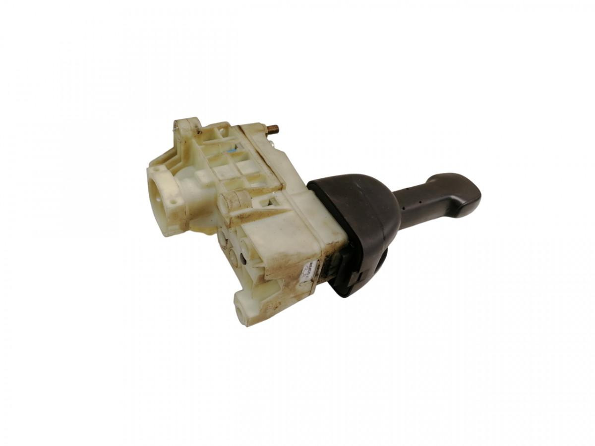 Scania Handbrake control lever 1882111 - Piesa universala pentru Camion: Foto 1 Scania Handbrake control lever 1882111 - Piesa universala pentru Camion: Foto 1