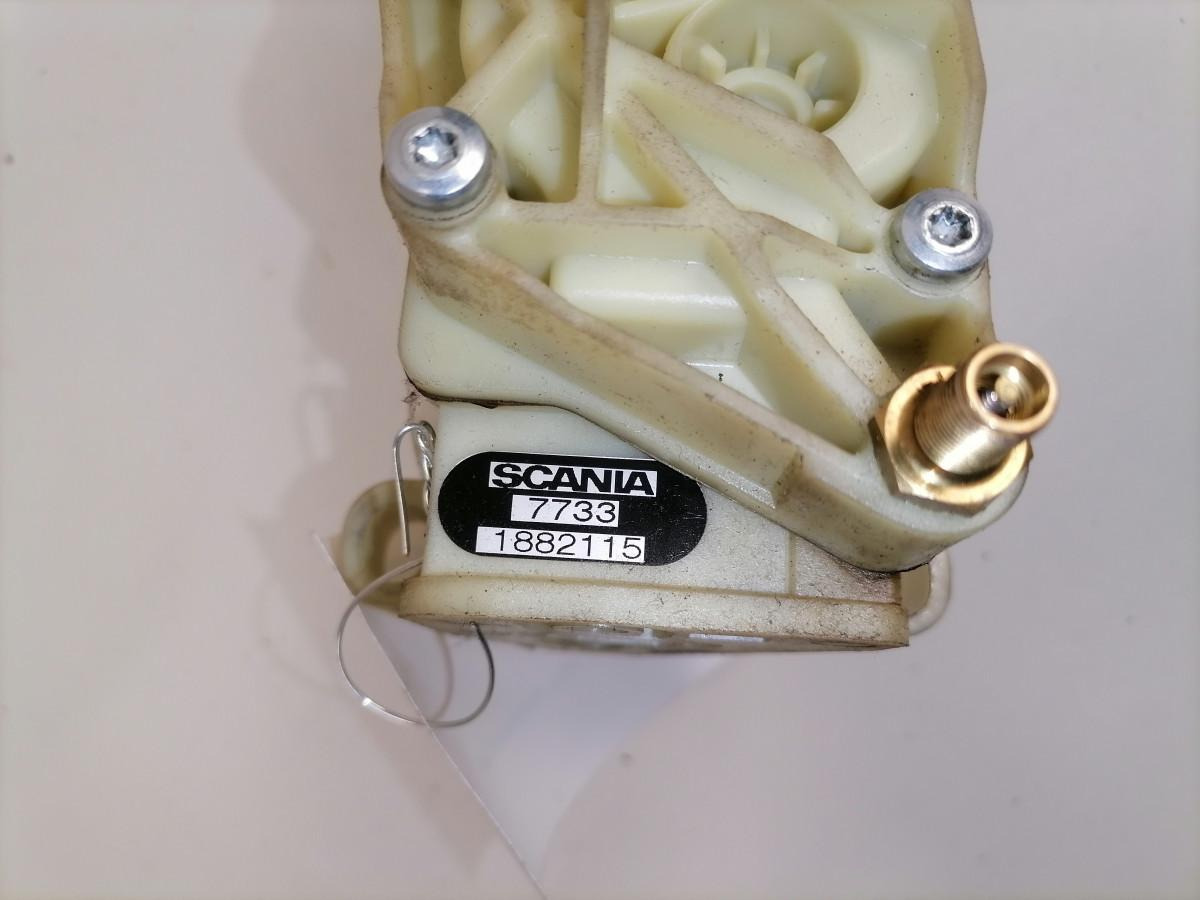 Scania Handbrake control lever 1882115 - Piesa universala pentru Camion: Foto 3 Scania Handbrake control lever 1882115 - Piesa universala pentru Camion: Foto 3