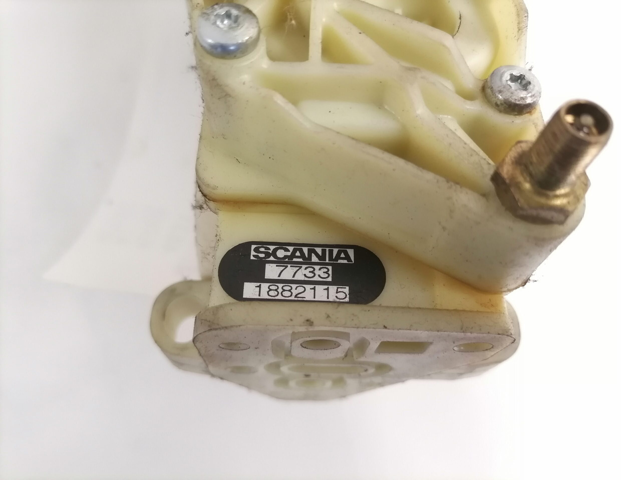 Scania Handbrake control lever 1882115 - Piesa universala pentru Camion: Foto 3 Scania Handbrake control lever 1882115 - Piesa universala pentru Camion: Foto 3