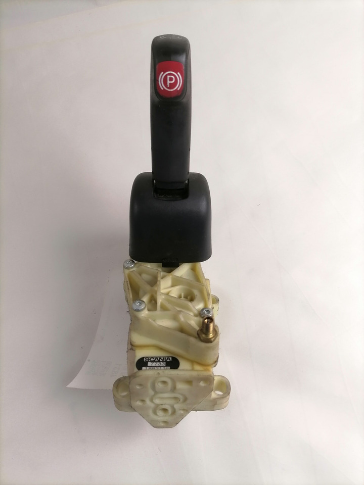 Scania Handbrake control lever 1882115 - Piesa universala pentru Camion: Foto 2 Scania Handbrake control lever 1882115 - Piesa universala pentru Camion: Foto 2