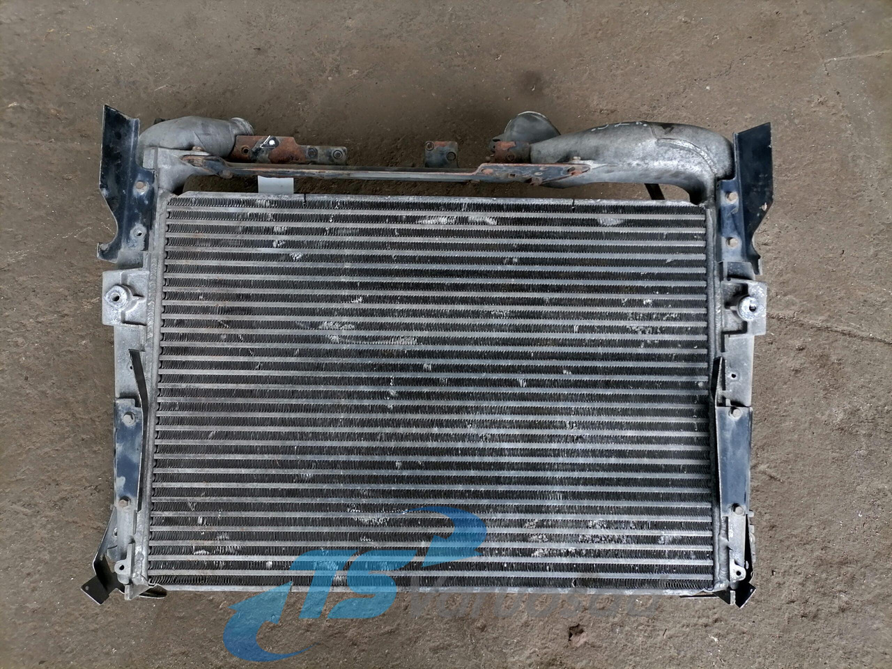 Scania Intercooler radiator 1531767 - Intercooler pentru Camion: Foto 3 Scania Intercooler radiator 1531767 - Intercooler pentru Camion: Foto 3
