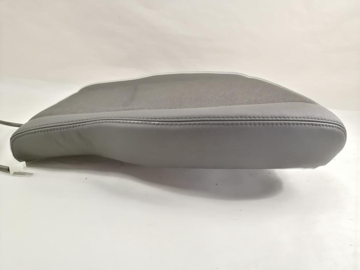 Scania Istmepadi (taastatud) 2189697 - Scaun pentru Camion: Foto 3 Scania Istmepadi (taastatud) 2189697 - Scaun pentru Camion: Foto 3