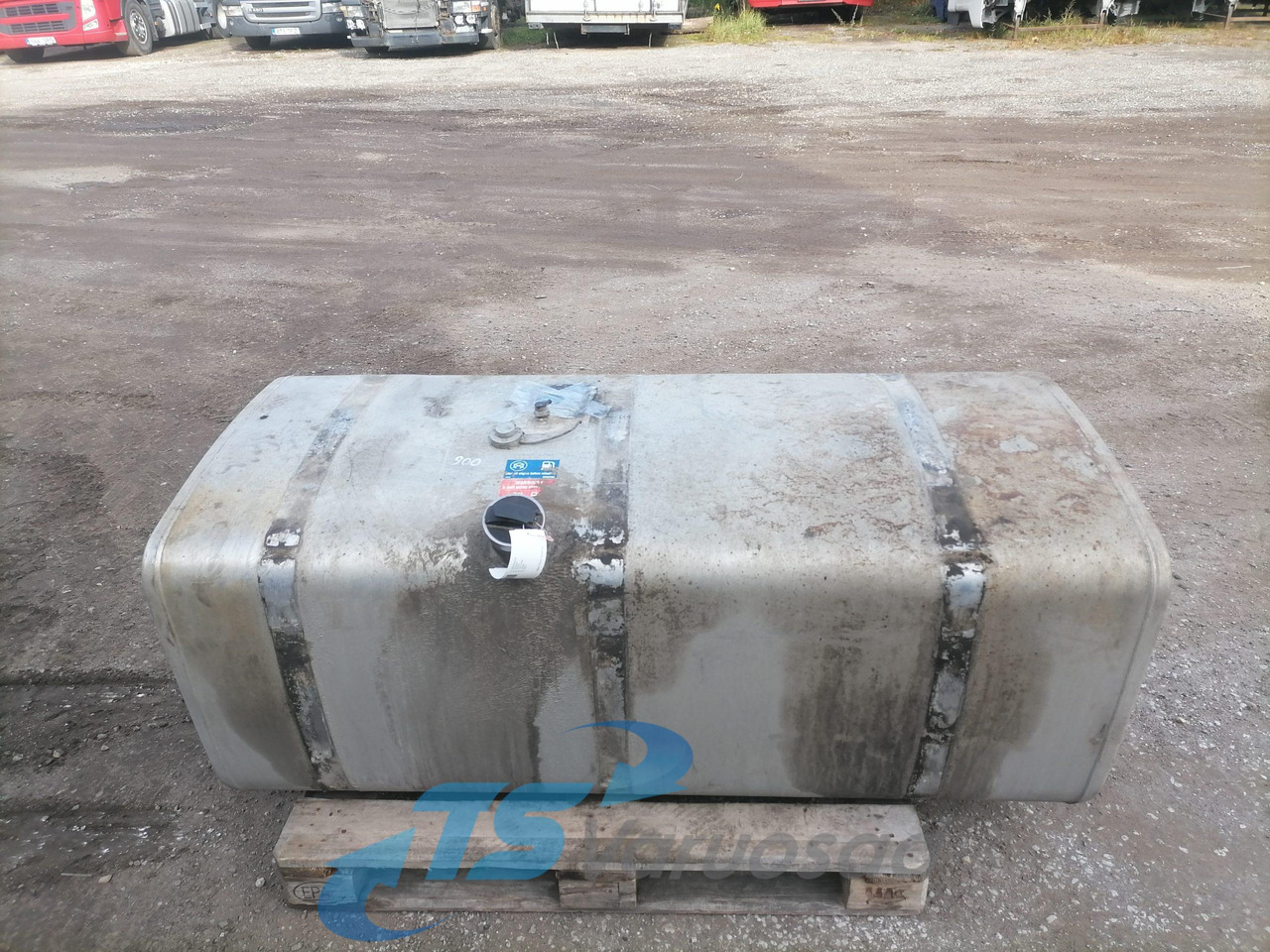 Scania Kütusepaak 700L 1517309 - Rezervor combustibil pentru Camion: Foto 1 Scania Kütusepaak 700L 1517309 - Rezervor combustibil pentru Camion: Foto 1