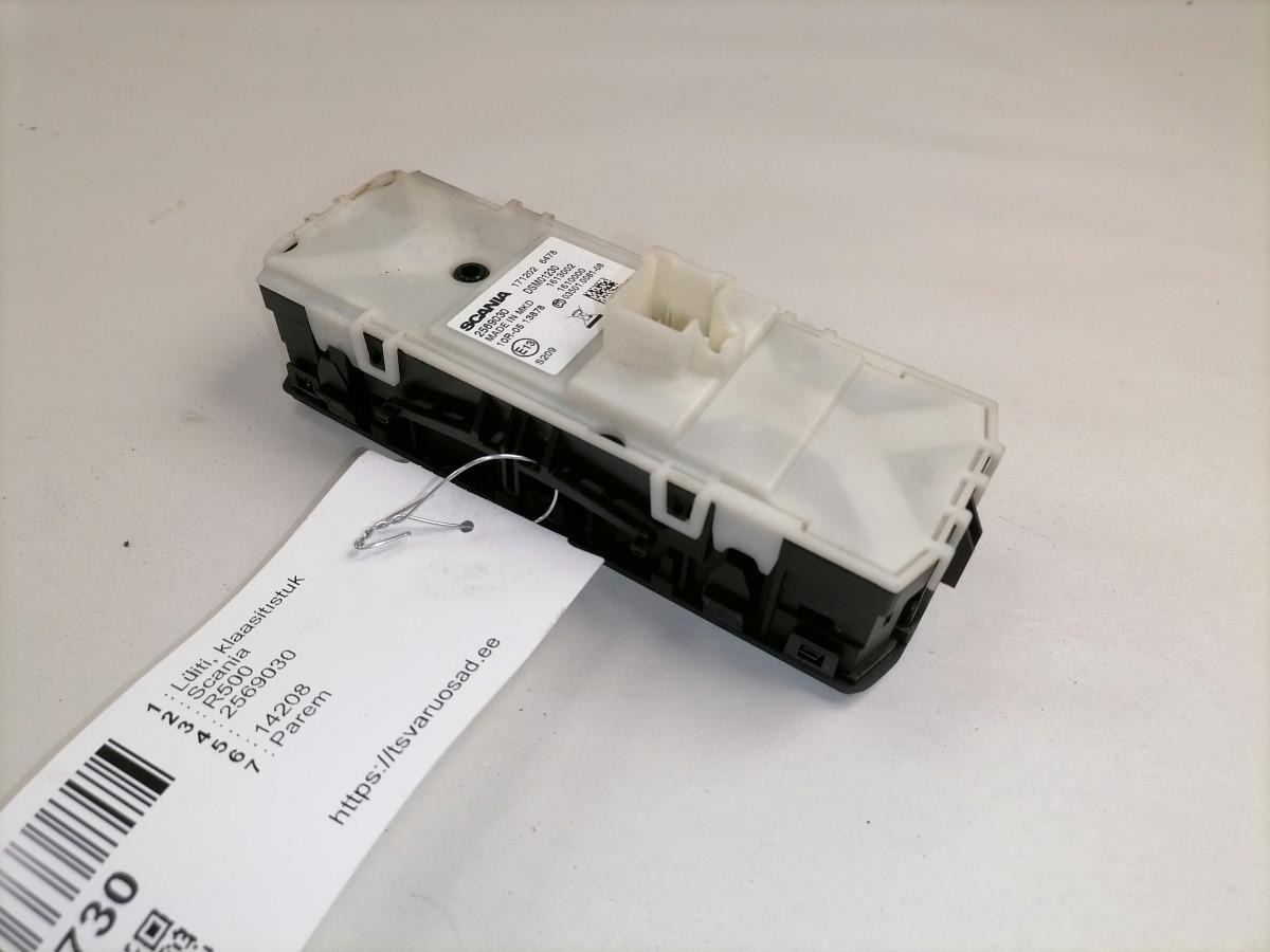 Scania Lüliti, klaasitõstuk 2569030 - Cabină pentru Camion: Foto 4 Scania Lüliti, klaasitõstuk 2569030 - Cabină pentru Camion: Foto 4
