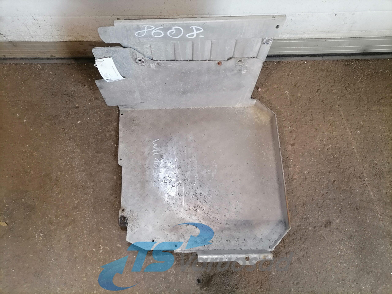 Scania Muffler cover 2191427 - Toba esapament pentru Camion: Foto 3 Scania Muffler cover 2191427 - Toba esapament pentru Camion: Foto 3