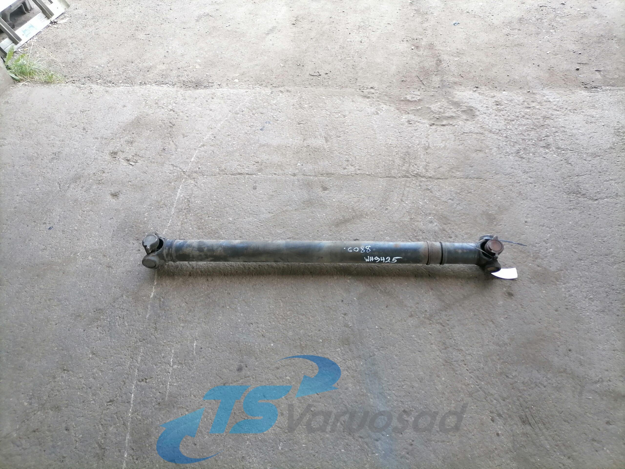 Scania Propeller shaft 1758600 - Arbore cardanic pentru Camion: Foto 1 Scania Propeller shaft 1758600 - Arbore cardanic pentru Camion: Foto 1