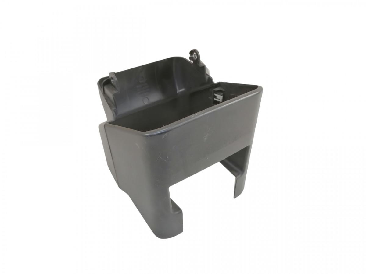 Scania Salongi plastik 2087008 - Piesa universala pentru Camion: Foto 1 Scania Salongi plastik 2087008 - Piesa universala pentru Camion: Foto 1