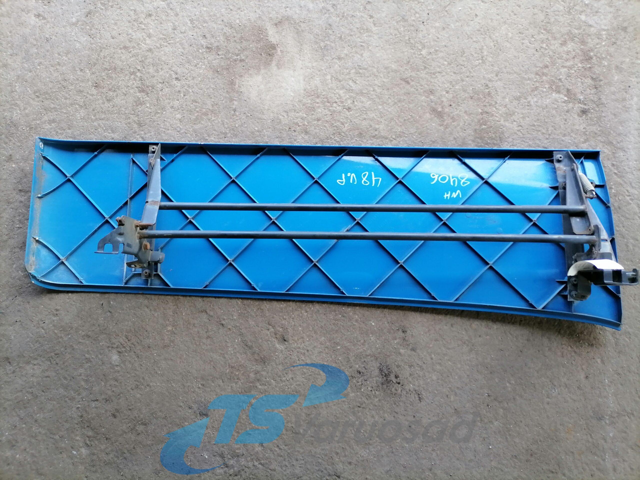 Scania Scania kabiini tuulesuunaja, vasak külg 1348521 - Aerodinamică/ Spoiler pentru Camion: Foto 5 Scania Scania kabiini tuulesuunaja, vasak külg 1348521 - Aerodinamică/ Spoiler pentru Camion: Foto 5