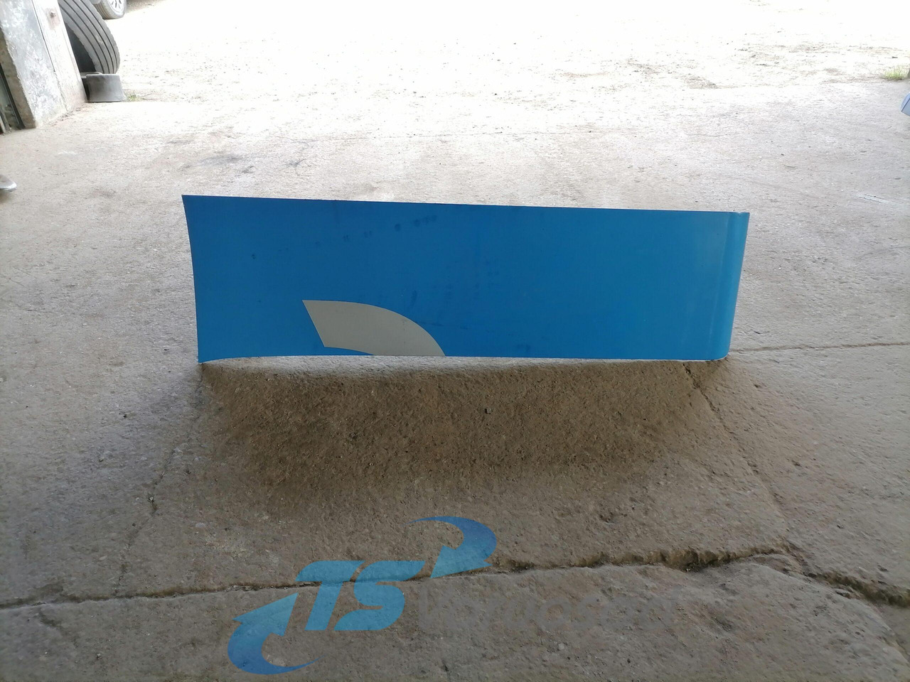 Scania Scania kabiini tuulesuunaja, vasak külg 1348521 - Aerodinamică/ Spoiler pentru Camion: Foto 1 Scania Scania kabiini tuulesuunaja, vasak külg 1348521 - Aerodinamică/ Spoiler pentru Camion: Foto 1