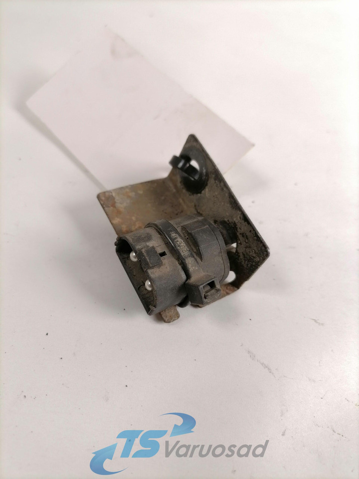 Scania Sensor, temperatur 1100799 - Senzor pentru Camion: Foto 1 Scania Sensor, temperatur 1100799 - Senzor pentru Camion: Foto 1