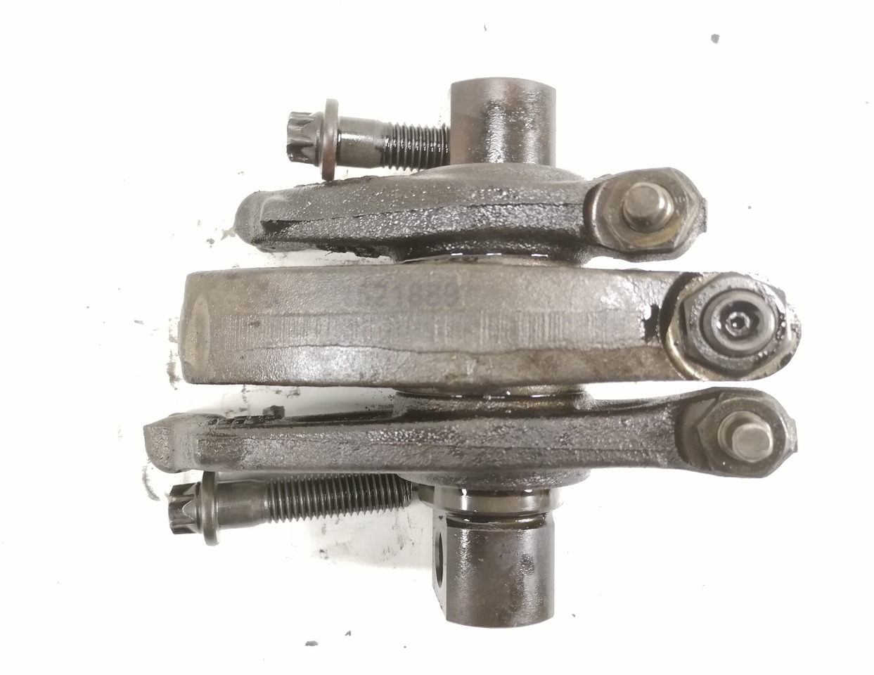 Scania Set of rockers with shaft 1520439 - Piesa universala pentru Camion: Foto 3 Scania Set of rockers with shaft 1520439 - Piesa universala pentru Camion: Foto 3