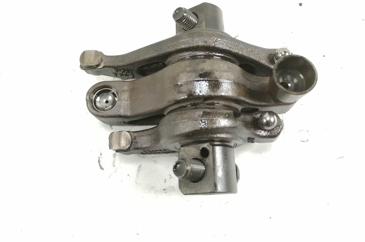 Scania Set of rockers with shaft 1520439 - Piesa universala pentru Camion: Foto 5 Scania Set of rockers with shaft 1520439 - Piesa universala pentru Camion: Foto 5