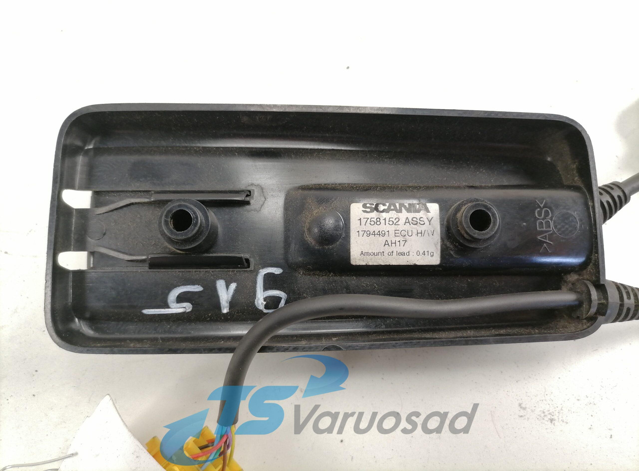 Scania Switch, heater 1758152 - Încălzire/ Ventilație pentru Camion: Foto 3 Scania Switch, heater 1758152 - Încălzire/ Ventilație pentru Camion: Foto 3