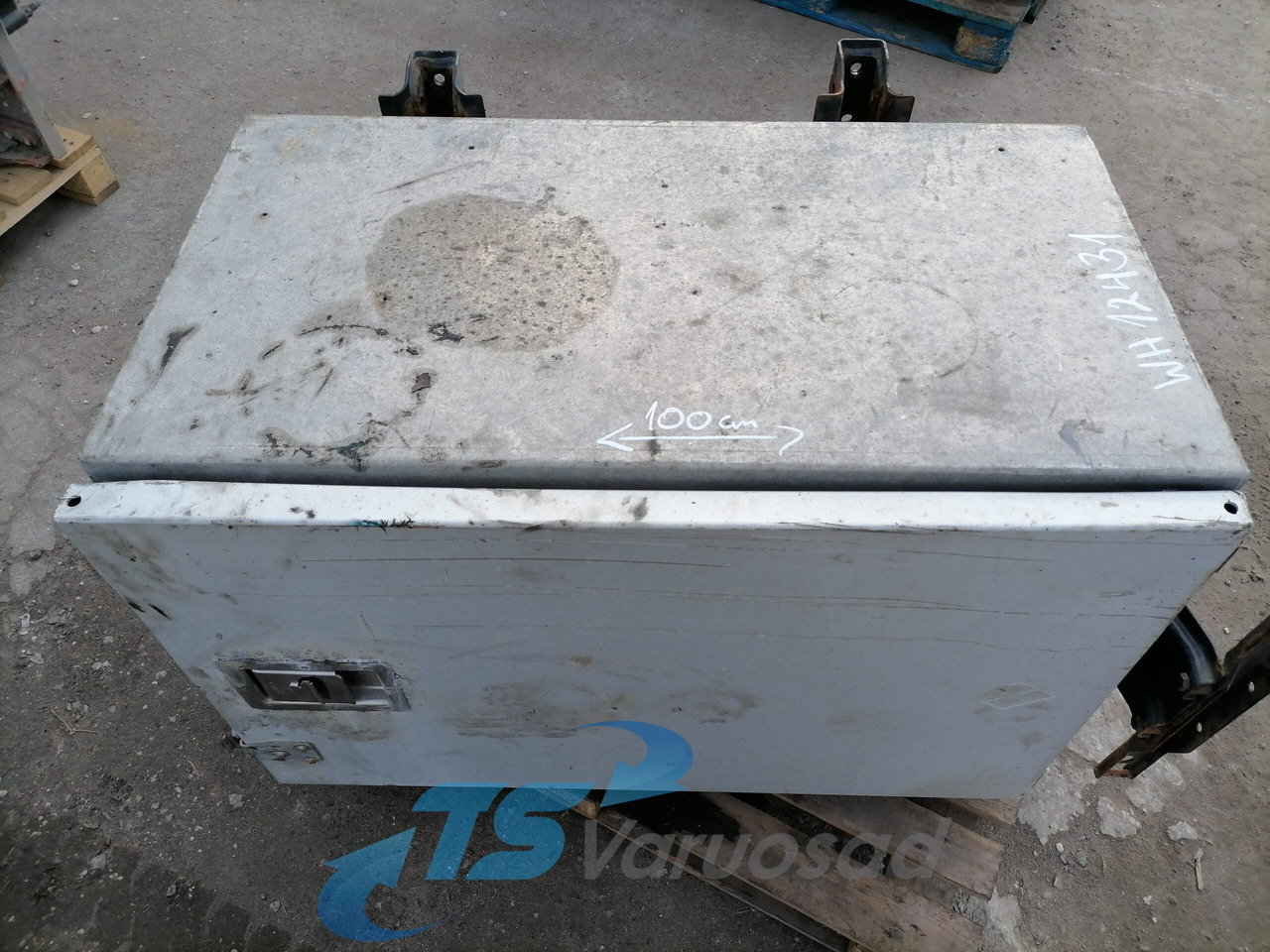 Scania Tool box - Piesa universala pentru Camion: Foto 5 Scania Tool box - Piesa universala pentru Camion: Foto 5
