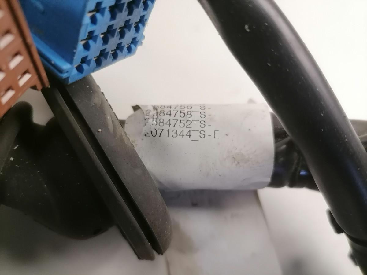 Scania Ukse juhtmestik 2071344 - Uşă și piese pentru Camion: Foto 4 Scania Ukse juhtmestik 2071344 - Uşă și piese pentru Camion: Foto 4