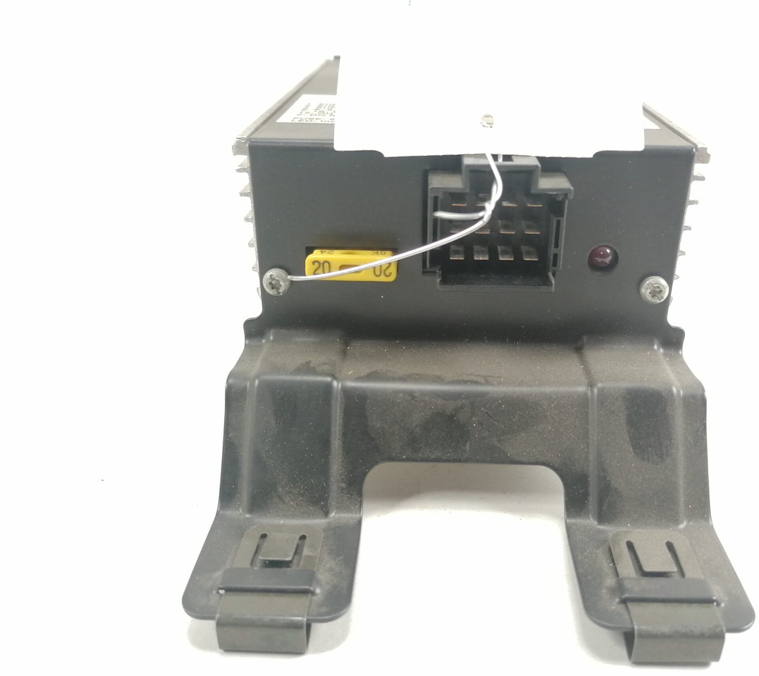 Scania Voltage converter 1449522 - Sistem electric pentru Camion: Foto 2 Scania Voltage converter 1449522 - Sistem electric pentru Camion: Foto 2