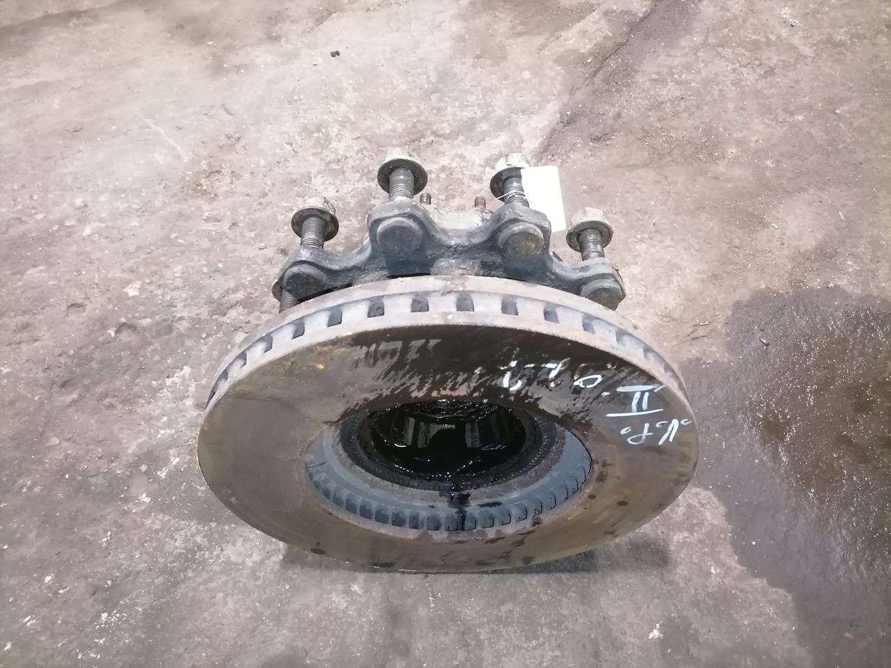 Scania Wheel hub 2290542 - Butuc pentru Camion: Foto 2 Scania Wheel hub 2290542 - Butuc pentru Camion: Foto 2