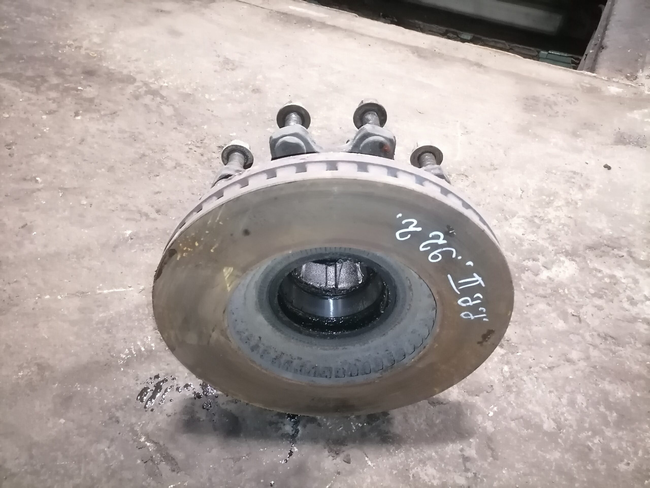 Scania Wheel hub 2290542 - Butuc pentru Camion: Foto 3 Scania Wheel hub 2290542 - Butuc pentru Camion: Foto 3