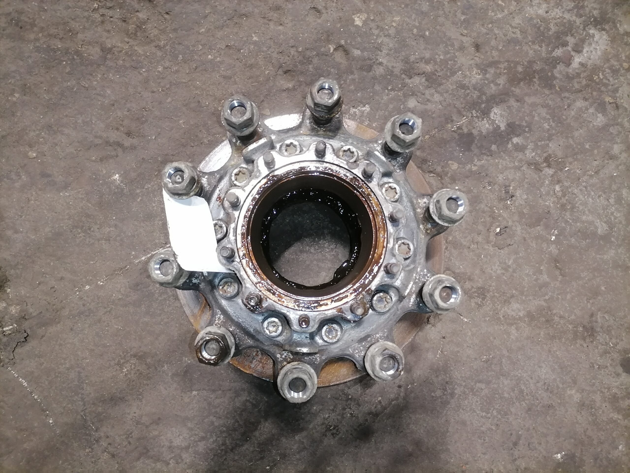 Scania Wheel hub 2290542 - Butuc pentru Camion: Foto 4 Scania Wheel hub 2290542 - Butuc pentru Camion: Foto 4