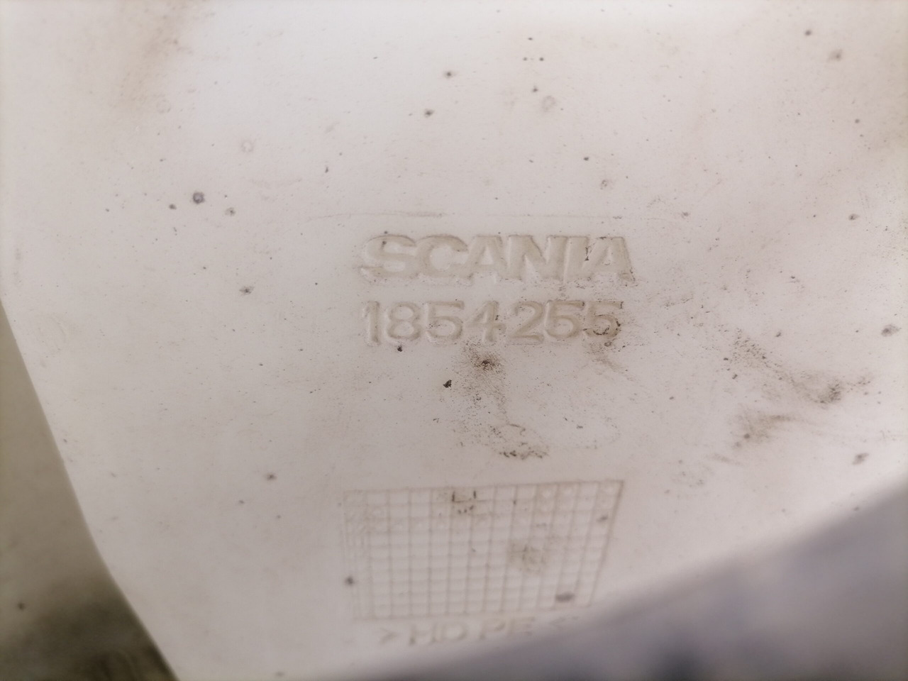 Scania Windscreen washer fluid tank 1854255 - Ștergător pentru Camion: Foto 2 Scania Windscreen washer fluid tank 1854255 - Ștergător pentru Camion: Foto 2