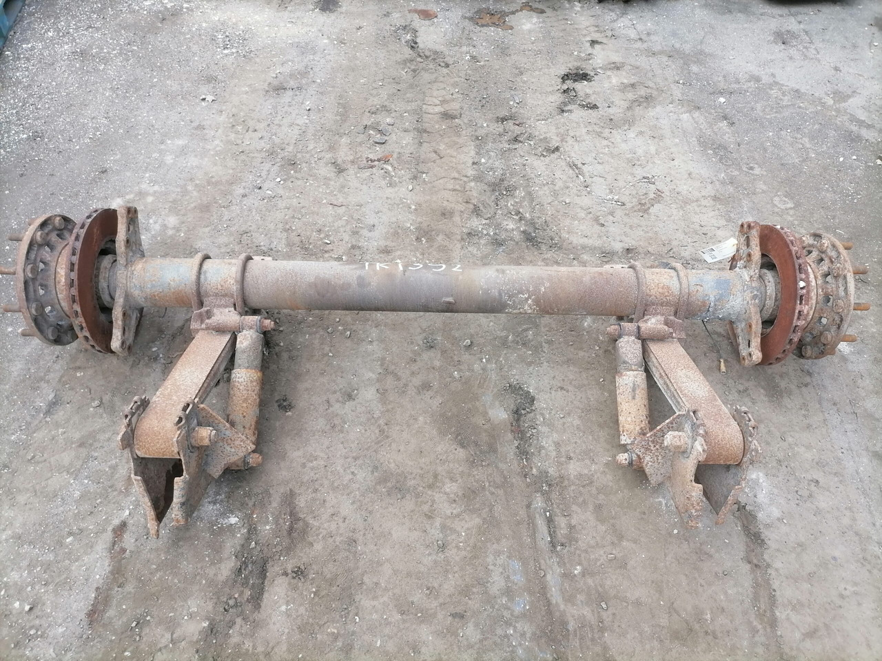 Schmitz Axel housing 945960374900 - Punte şi piese pentru Camion: Foto 2 Schmitz Axel housing 945960374900 - Punte şi piese pentru Camion: Foto 2