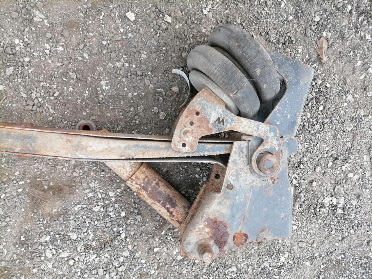 Schmitz SAF spring FAG041-0072 - Punte şi piese pentru Camion: Foto 5 Schmitz SAF spring FAG041-0072 - Punte şi piese pentru Camion: Foto 5