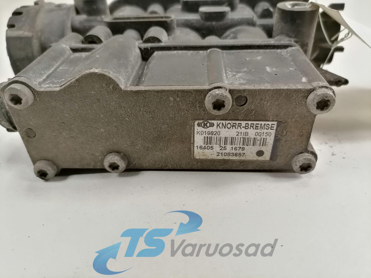 Volvo Air suspension control valve, ECAS 21083657 - Supapă frână pentru Camion: Foto 2 Volvo Air suspension control valve, ECAS 21083657 - Supapă frână pentru Camion: Foto 2