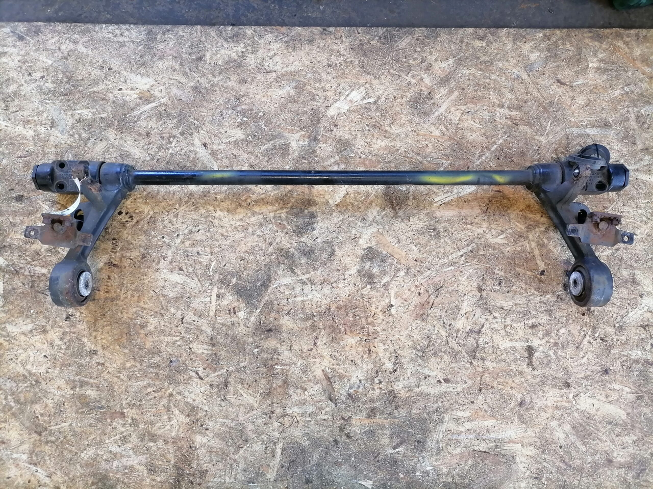 Volvo Anti-roll bar 3198853 - Suspensie cabină pentru Camion: Foto 5 Volvo Anti-roll bar 3198853 - Suspensie cabină pentru Camion: Foto 5