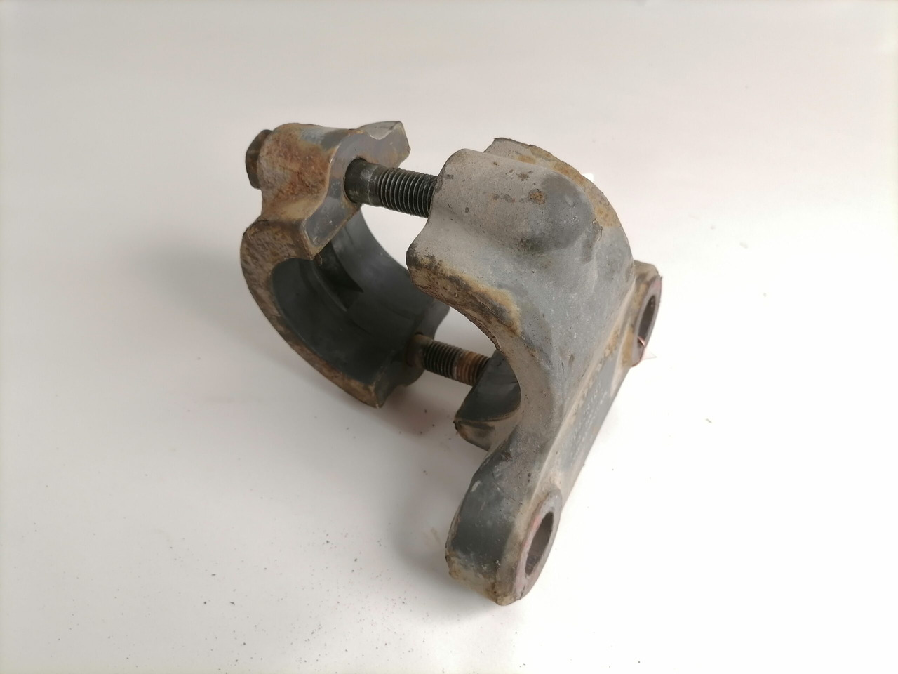 Volvo Anti-roll bar bracket 20428161 - Bară stabilizatoare pentru Camion: Foto 3 Volvo Anti-roll bar bracket 20428161 - Bară stabilizatoare pentru Camion: Foto 3
