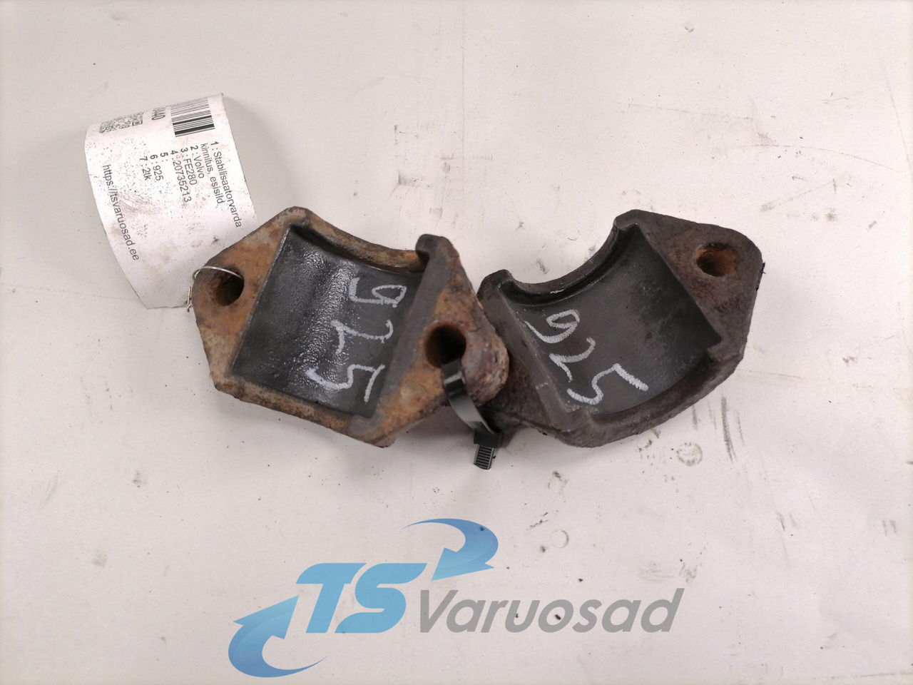 Volvo Anti-roll bar bracket 20735213 - Bară stabilizatoare pentru Camion: Foto 2 Volvo Anti-roll bar bracket 20735213 - Bară stabilizatoare pentru Camion: Foto 2