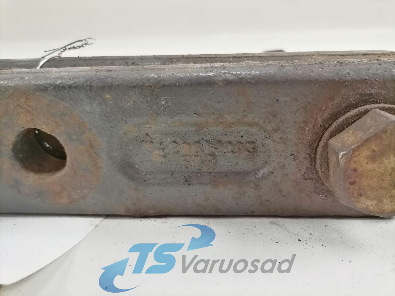 Volvo Anti-roll bar bracket 20812093 - Bară stabilizatoare pentru Camion: Foto 2 Volvo Anti-roll bar bracket 20812093 - Bară stabilizatoare pentru Camion: Foto 2