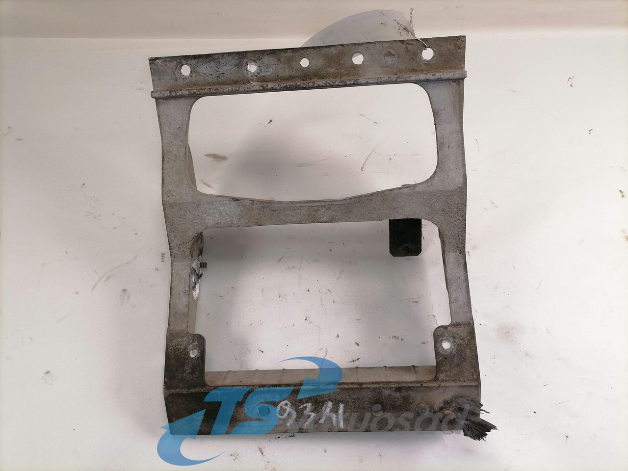 Volvo Astmelaua kandur 5010610723 - Scară pentru Camion: Foto 2 Volvo Astmelaua kandur 5010610723 - Scară pentru Camion: Foto 2