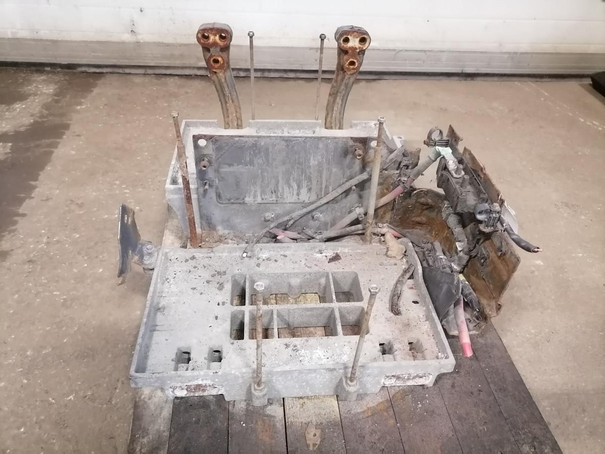 Volvo Battery box 22003951 - Acumulator pentru Camion: Foto 2 Volvo Battery box 22003951 - Acumulator pentru Camion: Foto 2