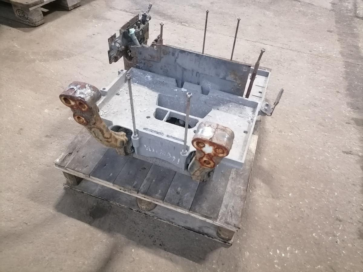 Volvo Battery box 22003951 - Acumulator pentru Camion: Foto 4 Volvo Battery box 22003951 - Acumulator pentru Camion: Foto 4