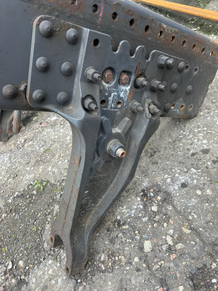Volvo Bracket 21242883 - Suspensie pentru Camion: Foto 3 Volvo Bracket 21242883 - Suspensie pentru Camion: Foto 3