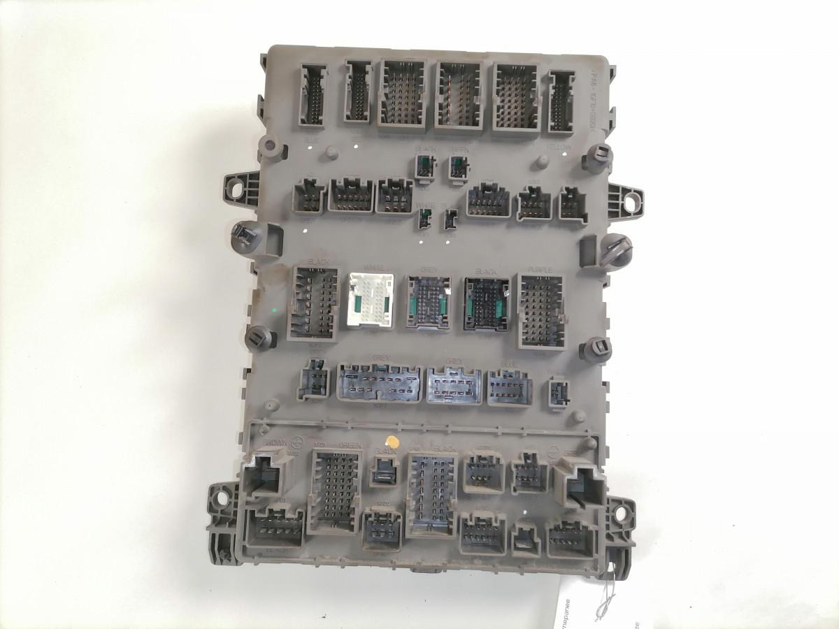 Volvo Central electric unit 22009557 - Siguranță pentru Camion: Foto 3 Volvo Central electric unit 22009557 - Siguranță pentru Camion: Foto 3