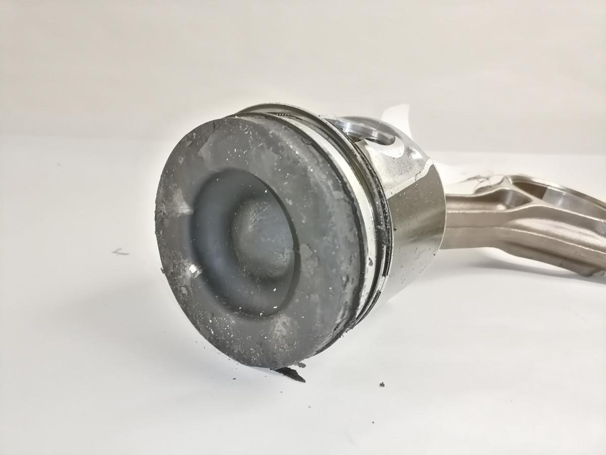 Volvo Connecting rod + piston 22476056 - Piston/ Inel/ Bucşă pentru Camion: Foto 5 Volvo Connecting rod + piston 22476056 - Piston/ Inel/ Bucşă pentru Camion: Foto 5