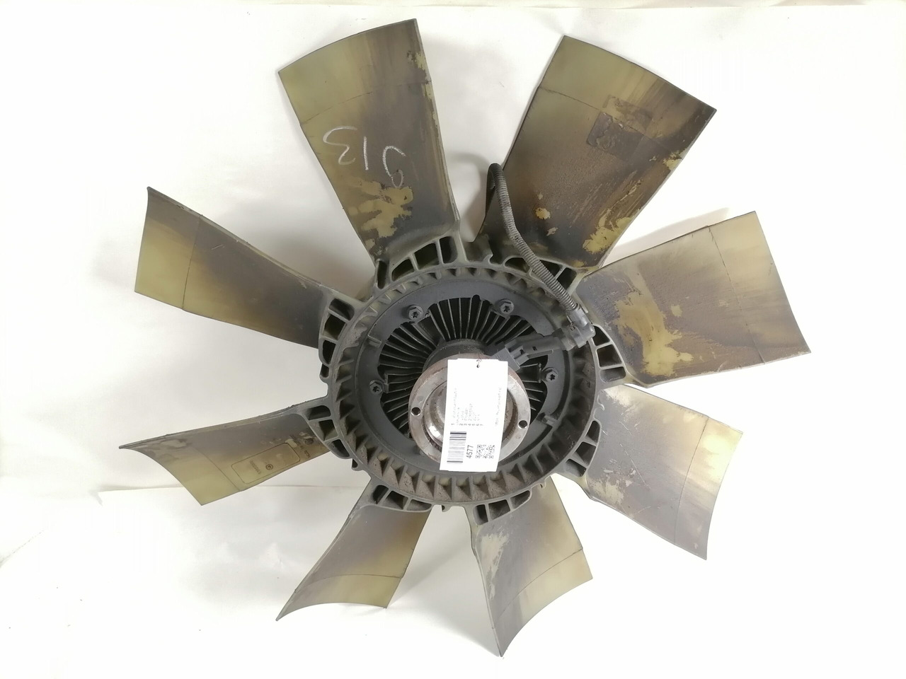 Volvo Cooling fan 20805997 - Ventilator pentru Camion: Foto 3 Volvo Cooling fan 20805997 - Ventilator pentru Camion: Foto 3