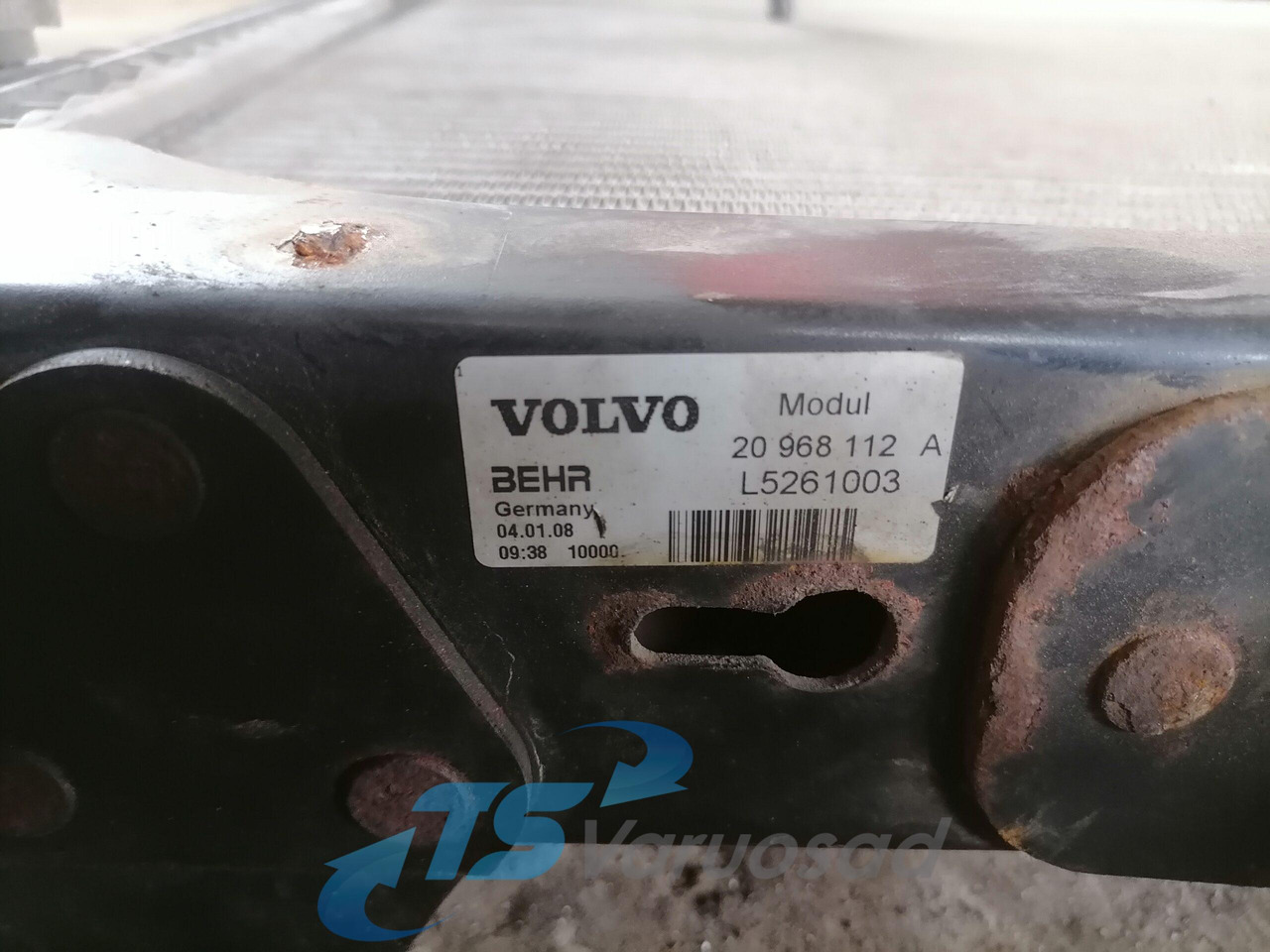 Volvo Cooling radiator 20810099 - Radiator pentru Camion: Foto 3 Volvo Cooling radiator 20810099 - Radiator pentru Camion: Foto 3