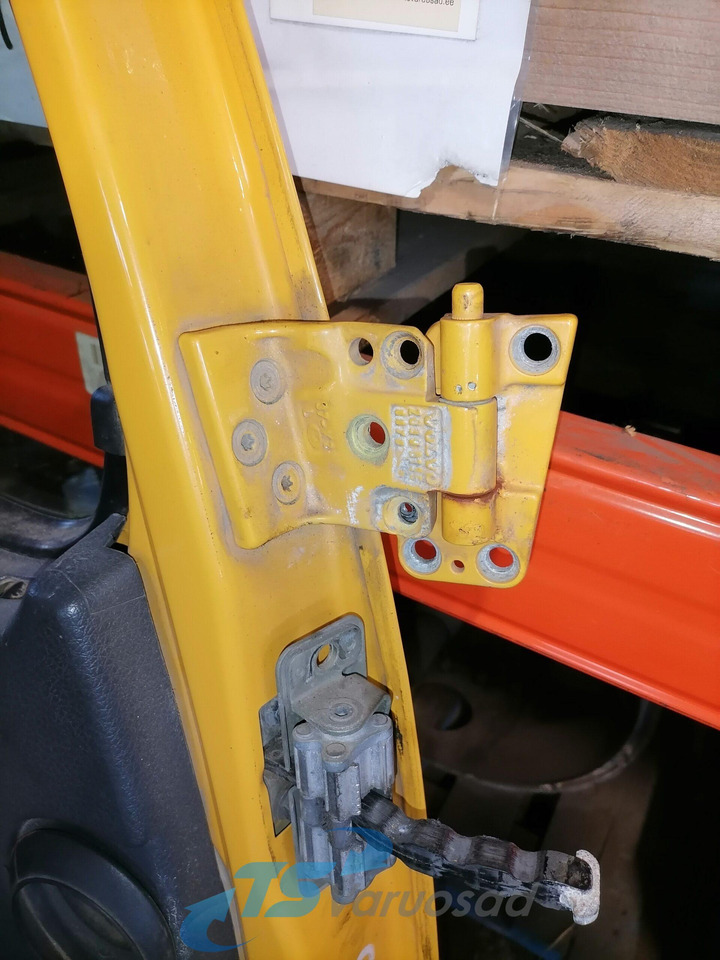 Volvo Door 20360542 - Uşă și piese pentru Camion: Foto 5 Volvo Door 20360542 - Uşă și piese pentru Camion: Foto 5