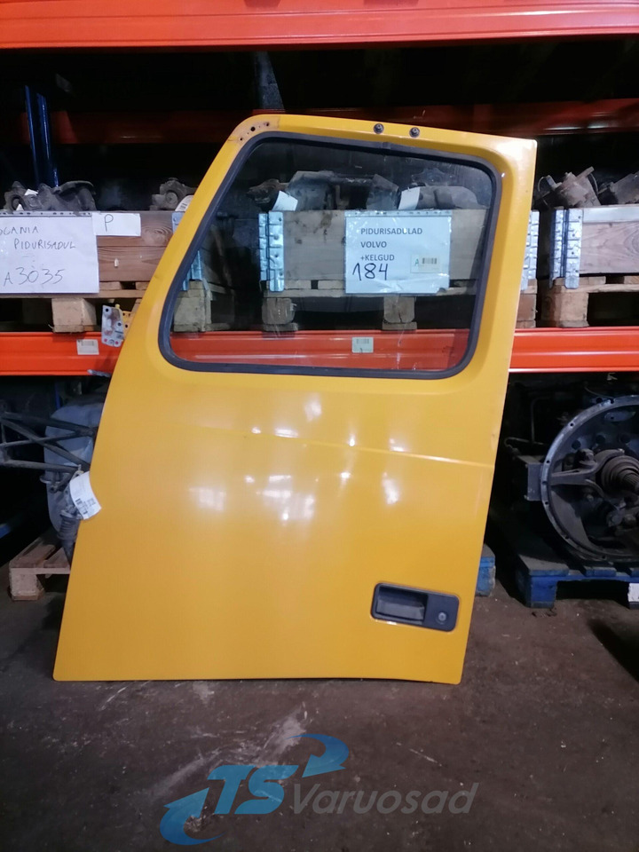 Volvo Door 20360542 - Uşă și piese pentru Camion: Foto 1 Volvo Door 20360542 - Uşă și piese pentru Camion: Foto 1