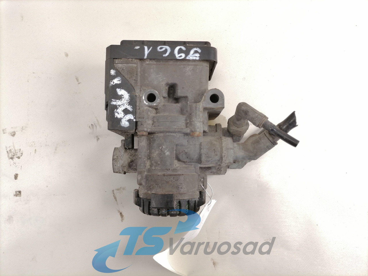 Volvo EBS brake valve 20828237 - Supapă frână pentru Camion: Foto 2 Volvo EBS brake valve 20828237 - Supapă frână pentru Camion: Foto 2