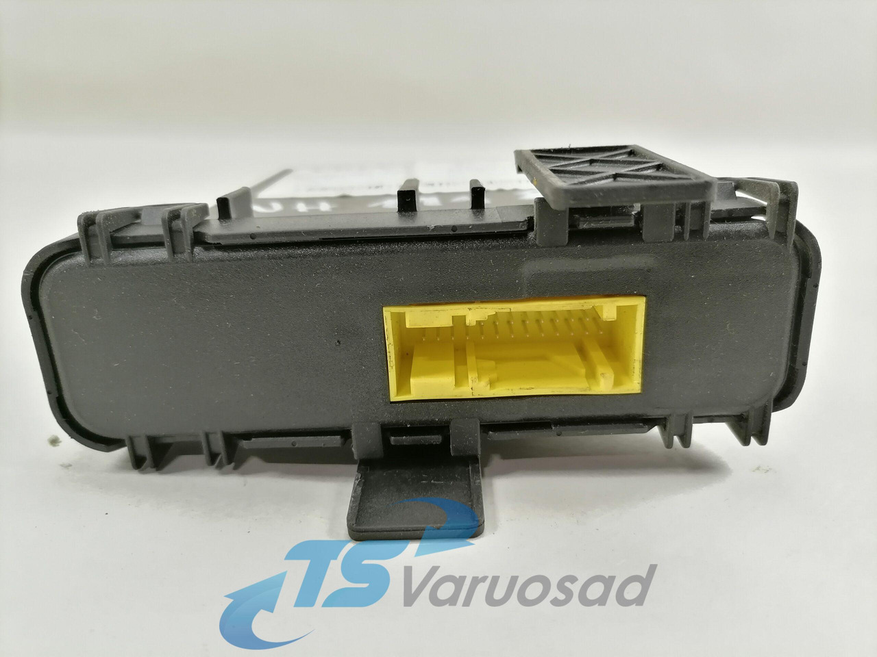 Volvo Ecu, HMIIOM 22282682 - Calculator de bord pentru Camion: Foto 3 Volvo Ecu, HMIIOM 22282682 - Calculator de bord pentru Camion: Foto 3