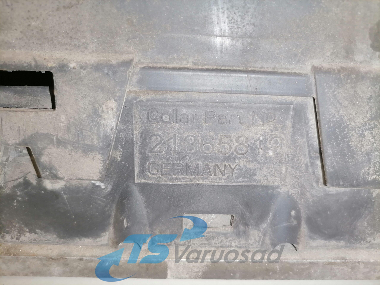 Volvo Ecu RCIOM 21855936 - Calculator de bord pentru Camion: Foto 4 Volvo Ecu RCIOM 21855936 - Calculator de bord pentru Camion: Foto 4
